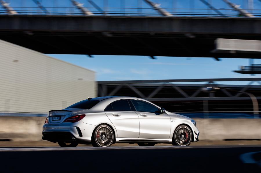  Mercedes-AMG CLA45 4Matic 2016 года  (AU) (фото 13 из 16)